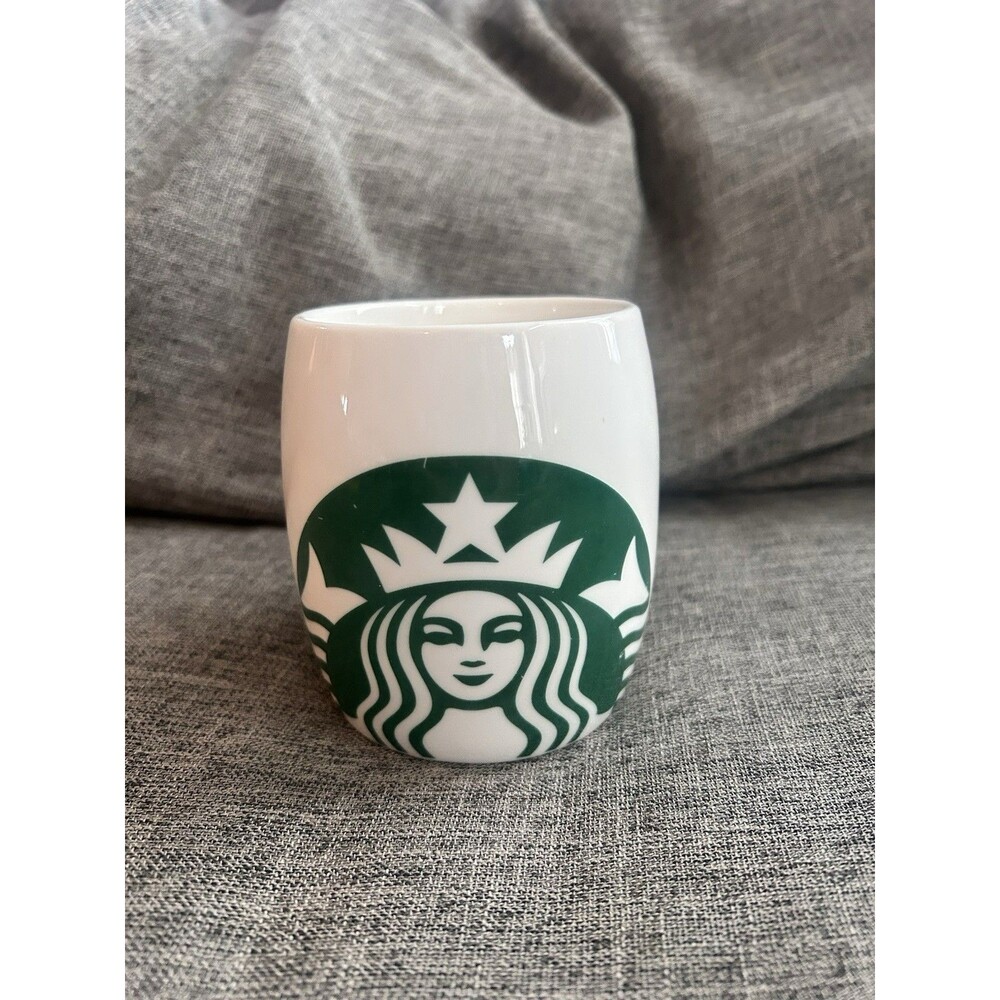 Starbucks Coffee Cup White Green Mermaid Siren Logo 14 oz Mug 2010